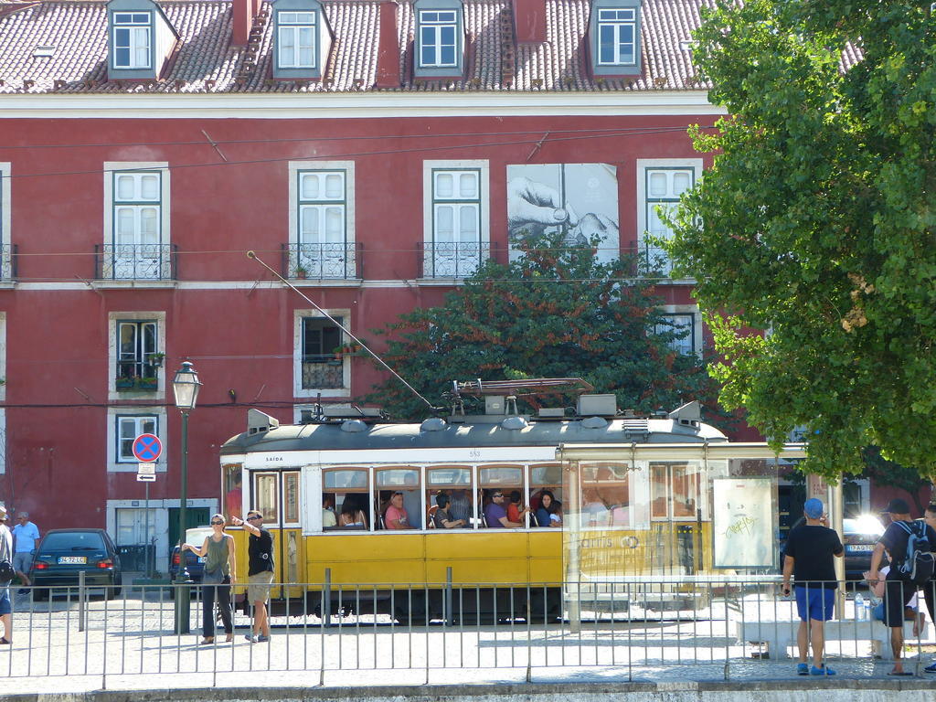 Bairrus Lisbon Apartments - Alfama Kültér fotó